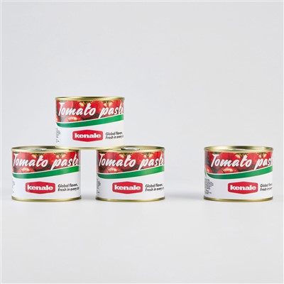 Pâte de tomate en boîte